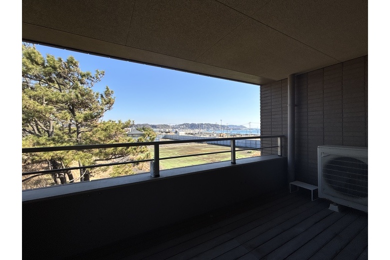 「自然素材に癒される空間」【マンション】