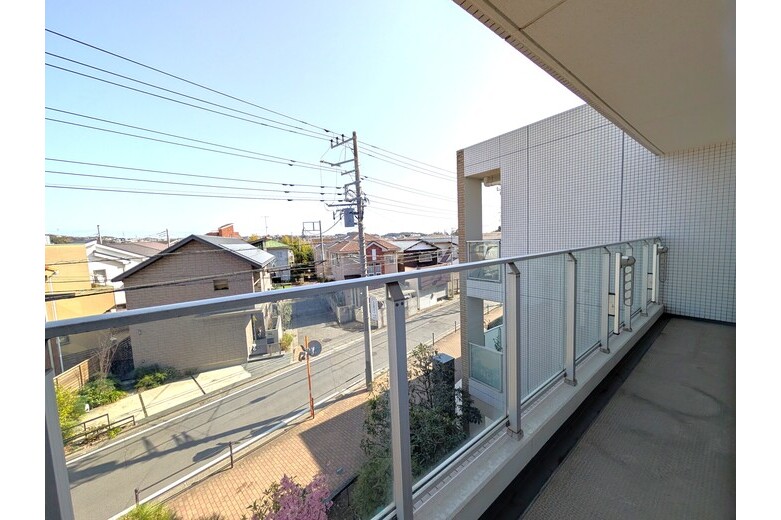 apartment 鵠沼桜が岡3丁目