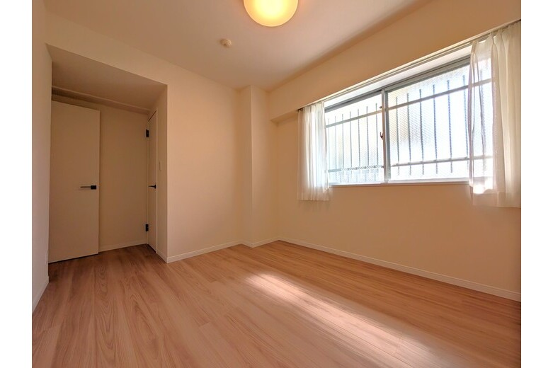 apartment 鵠沼桜が岡3丁目