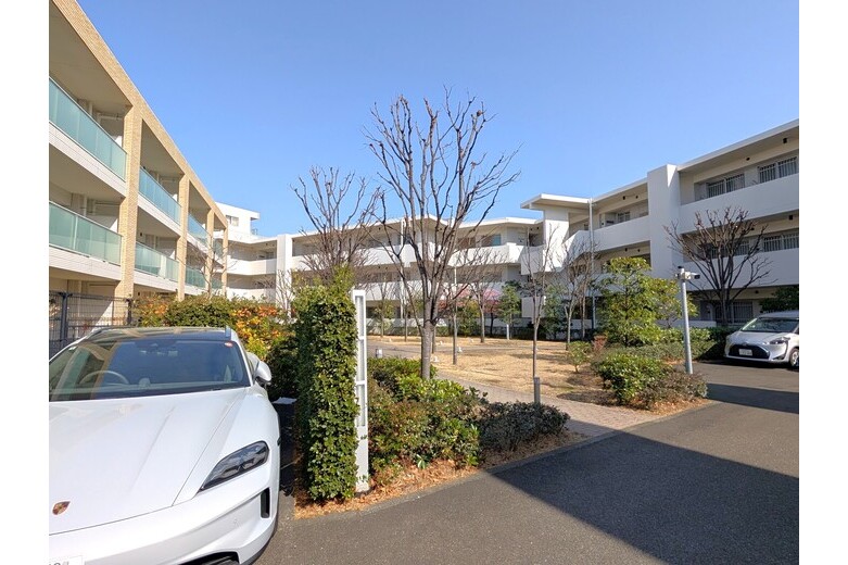 apartment 鵠沼桜が岡3丁目
