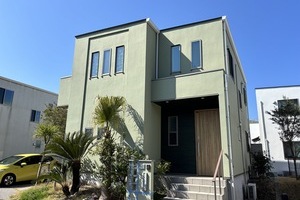 海を見る丘に、シュレック降臨【戸建】