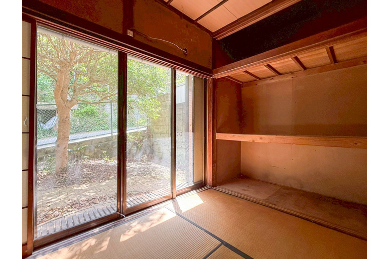 〈価格変更〉燃えよ、リノベ魂!【中古戸建て】