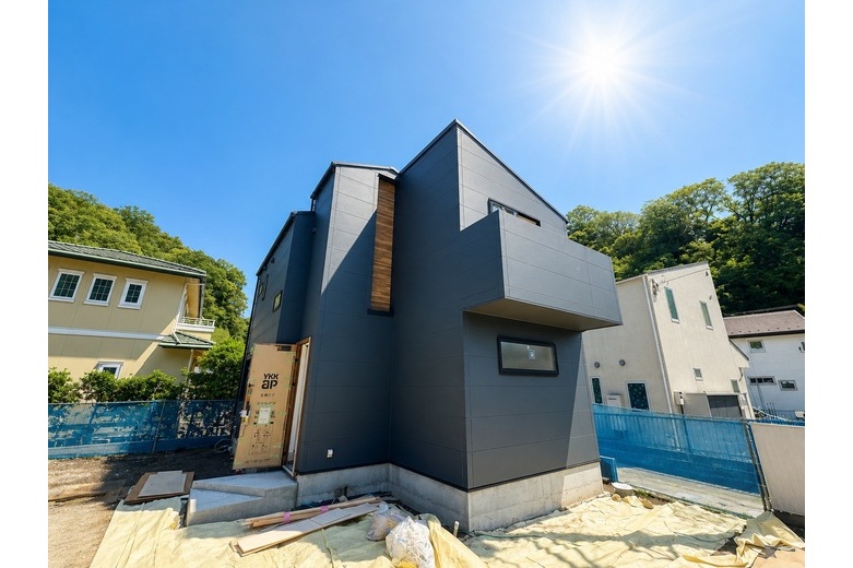 鎌倉らしさ直行便【建築工事中 新築戸建】