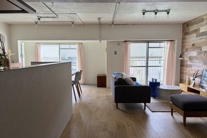 少し不思議な窓際の日常【リノベ済みマンション】