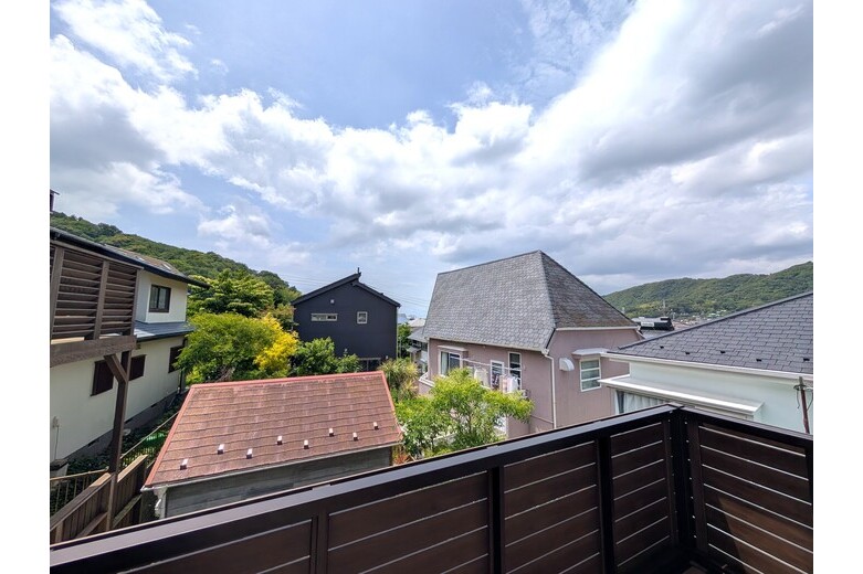 〈価格変更〉秘密基地みたいなガレージハウス【戸建】