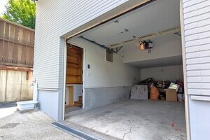 秘密基地みたいなガレージハウス【戸建】