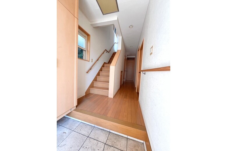 海、山、富士を愛で、葉山で暮らす【中古戸建】
