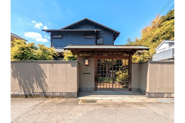 浄明寺で凛と。【戸建】