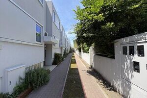 ヴィンテージのテラスハウスに長く住みたい！～マンションストック長寿命化等モデル事業活用物件～【マンション】