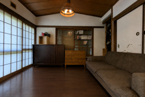 森から溢れる家族の笑い声【中古戸建】