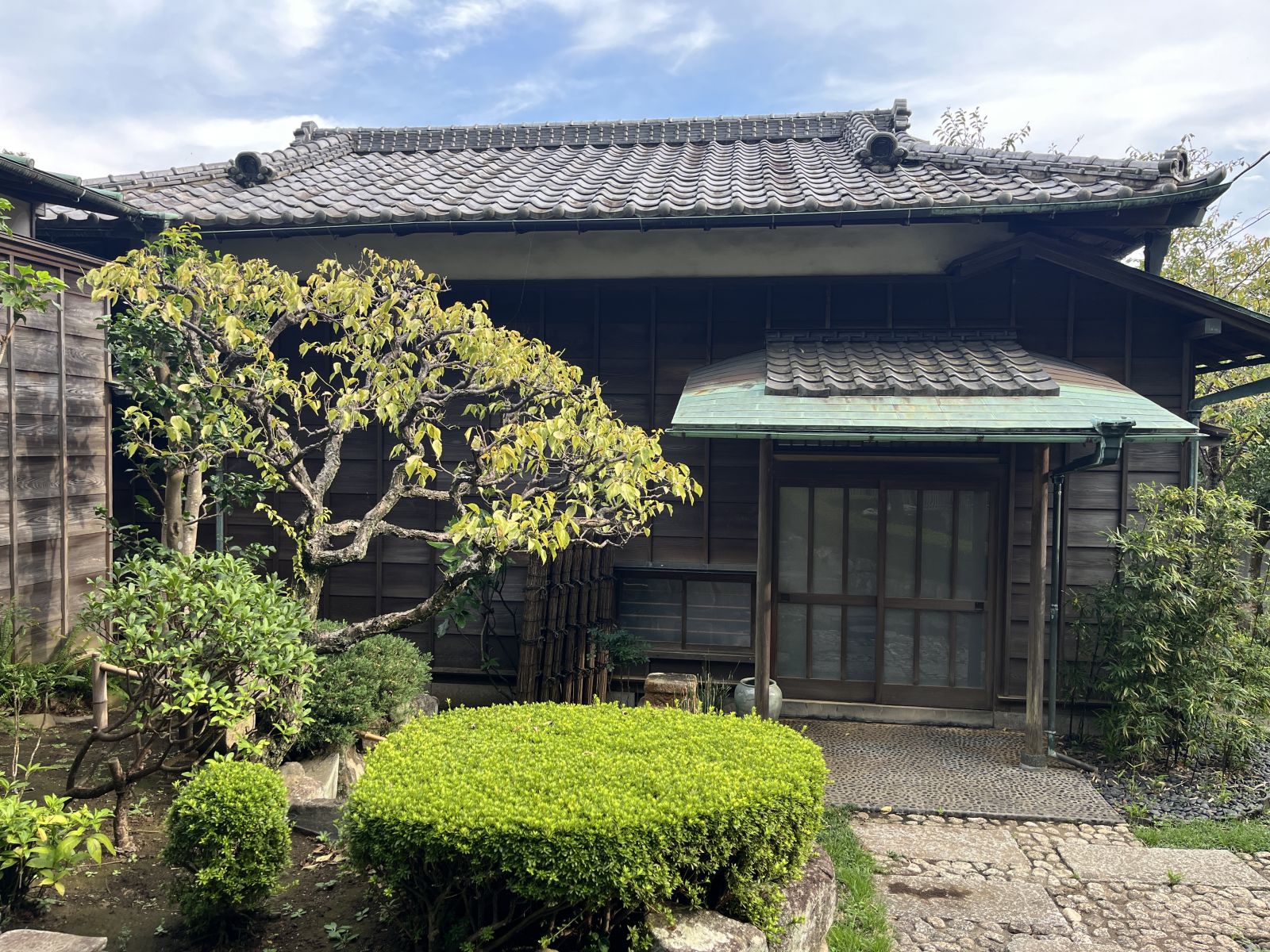 葉山に残る、純日本家屋と庭園【和/中古戸建】 - ココハウス