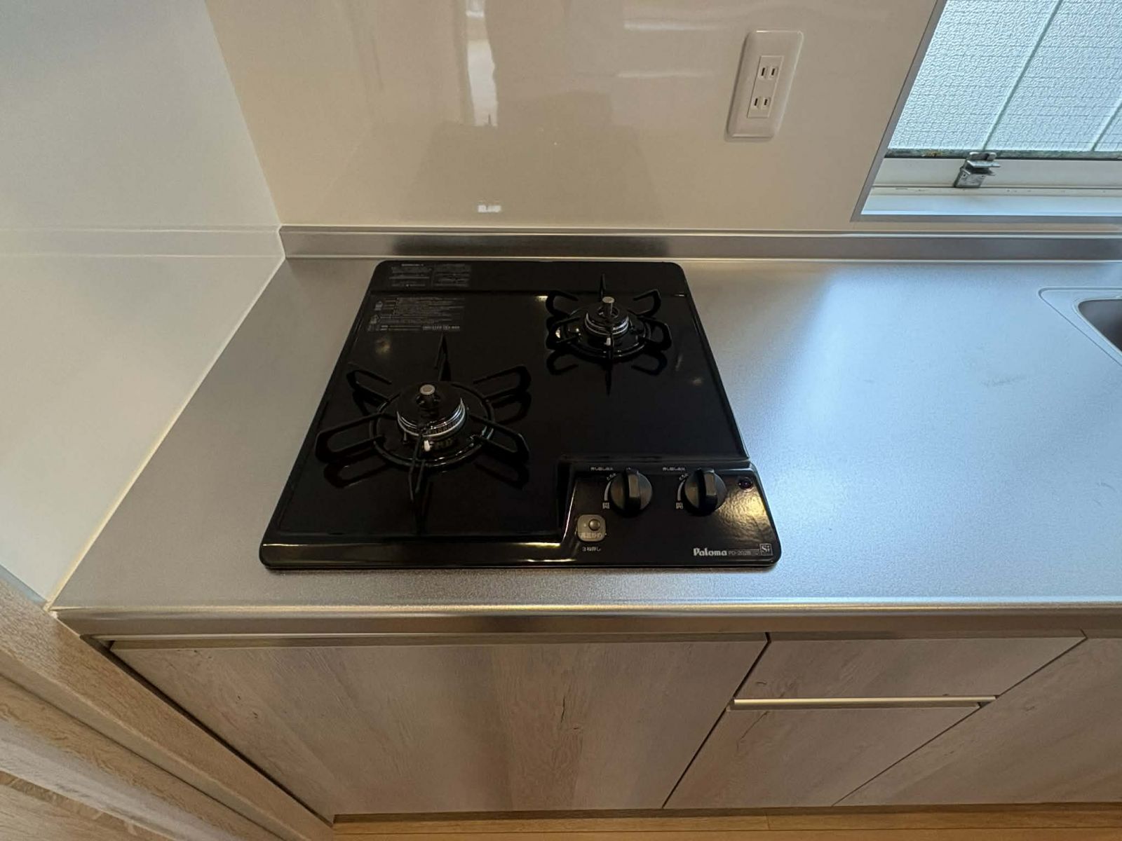 apartment 材木座5丁目　ウィスタリア材木座　1階