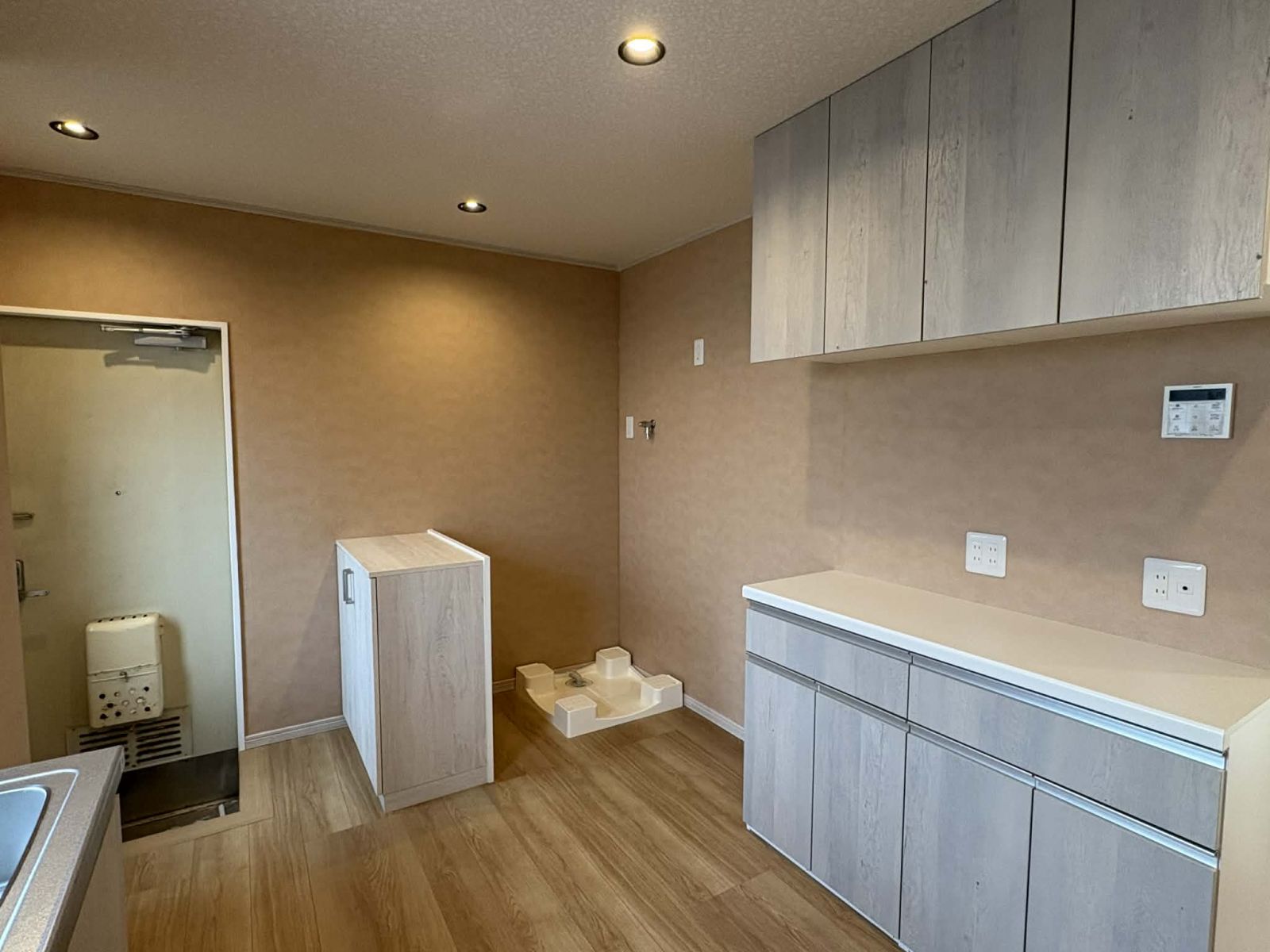 apartment 材木座5丁目　ウィスタリア材木座　1階