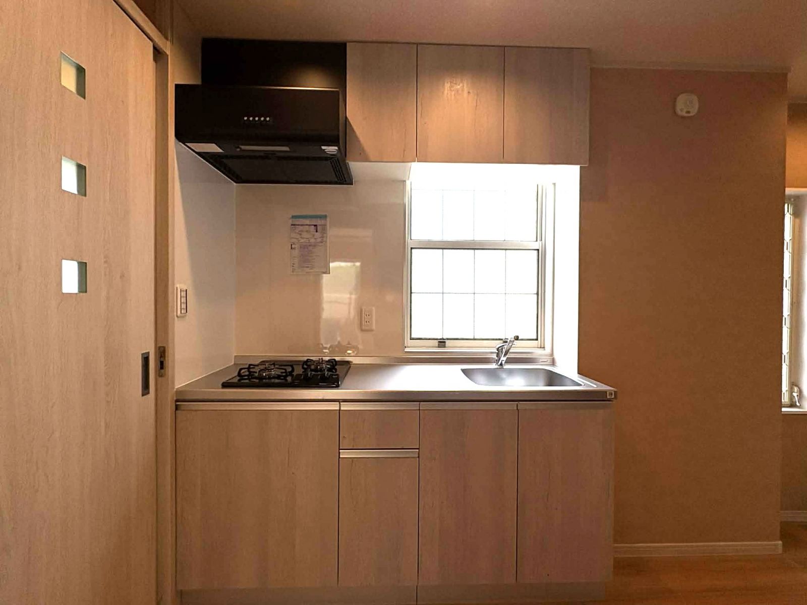 apartment 材木座5丁目　ウィスタリア材木座　1階