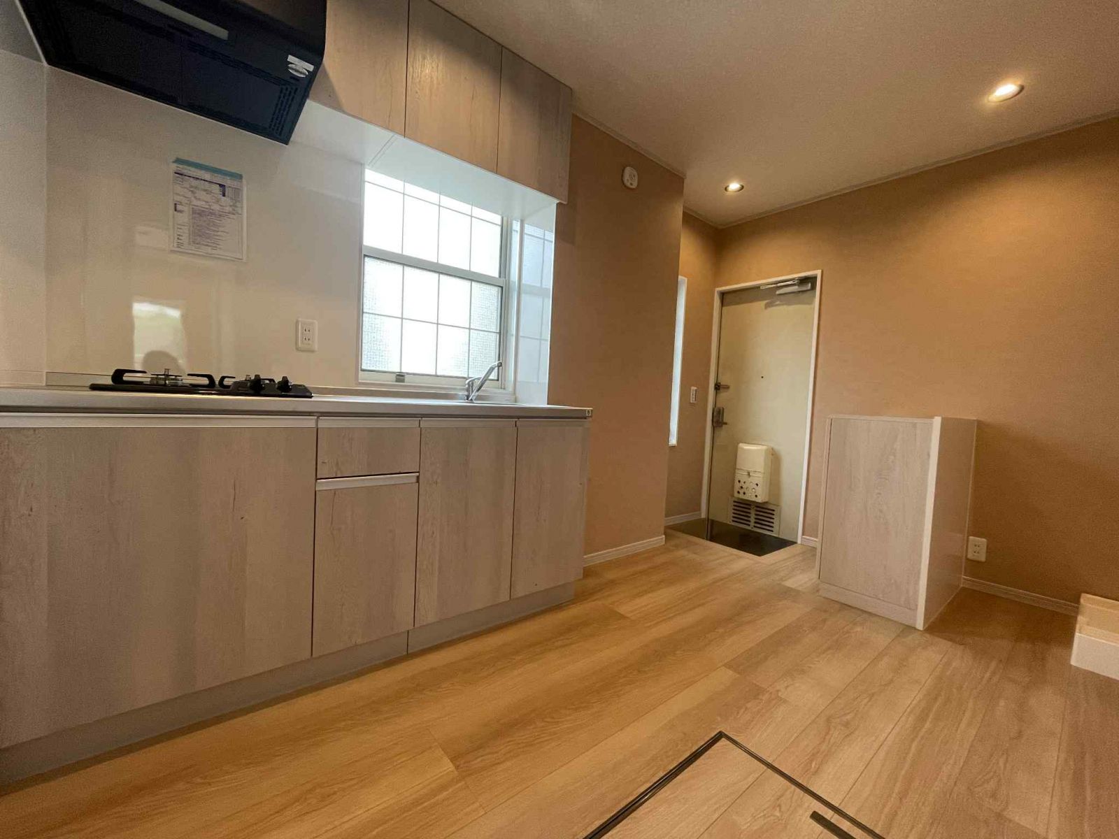 apartment 材木座5丁目　ウィスタリア材木座　1階